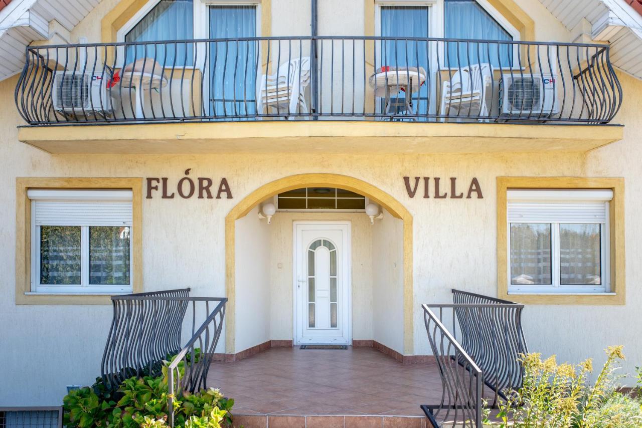 Flora Villa Heviz Exterior photo